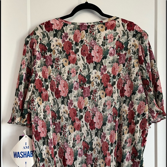 SOLD Vintage Cottagecore Floral Short Sleeve Dress Tags Attached - Picture 5 of 15